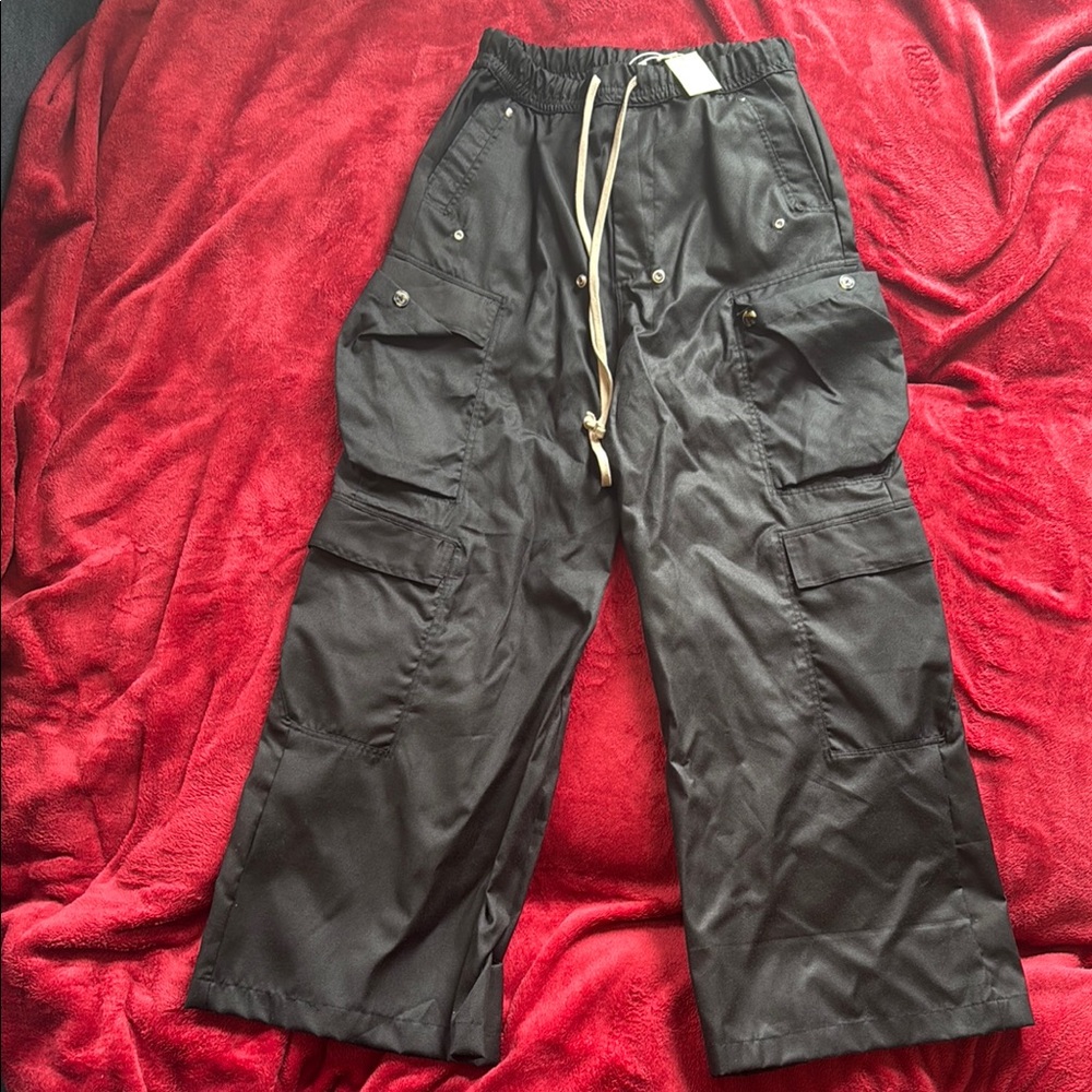 Mnml Black Cargo Pants